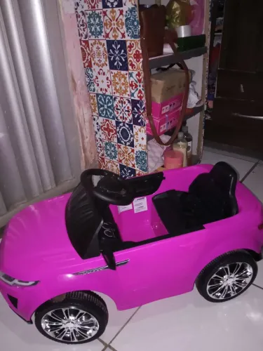 Corro elétrico no controle infantil, tem 4 dias de uso, motivo de venda: ficou pequeno.