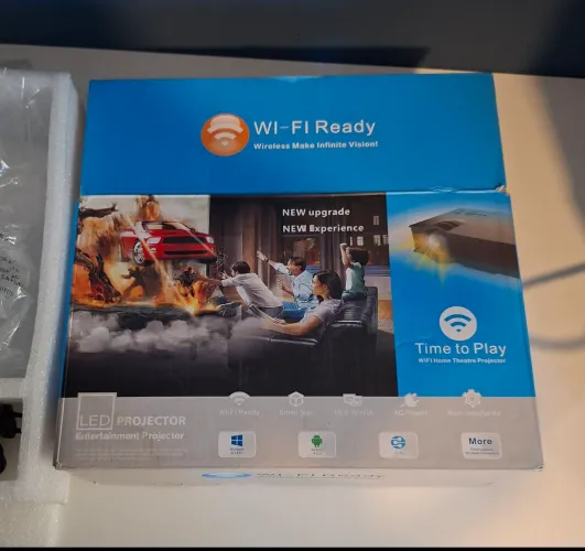 Projetor LED (LED Projector / Entertainment Projector - WiFi Home Theatre Projector)