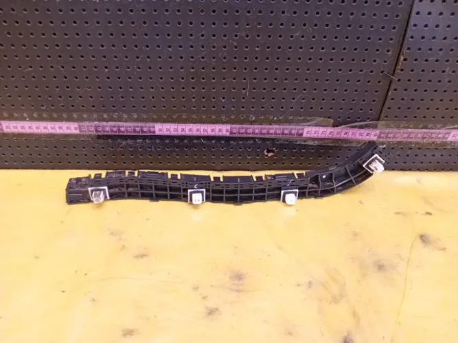 Guia Suporte Parachoque Traseiro Lado Direito Honda Crv 2010