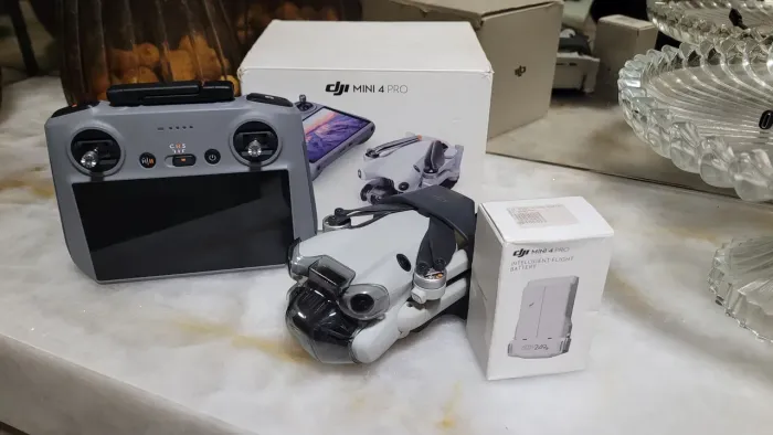 DRONE DJI MINI 4 PRO ? COMPLETO E POUCO USADO<br>