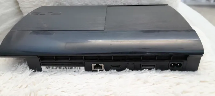 oportunidade ps3 + 2 controles e 8 CDs por apenas R$750,00