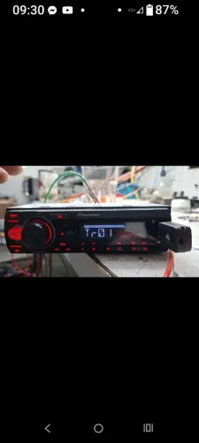 RÁDIO PIONEER MOD.218 BT SAIDA 4 X 45 C/ BLUETOOTH