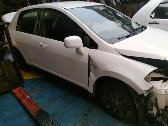 Sucata Nissan Tiida 