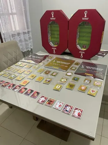 Coleção Especial Álbum Figurinhas Panini Copa do Mundo 2022 - Mega Pack com diversos itens