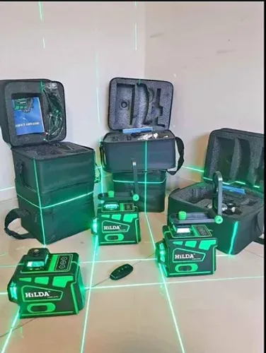 Nível a laser 12 linhas recarregável auto nivelamento, Novo!