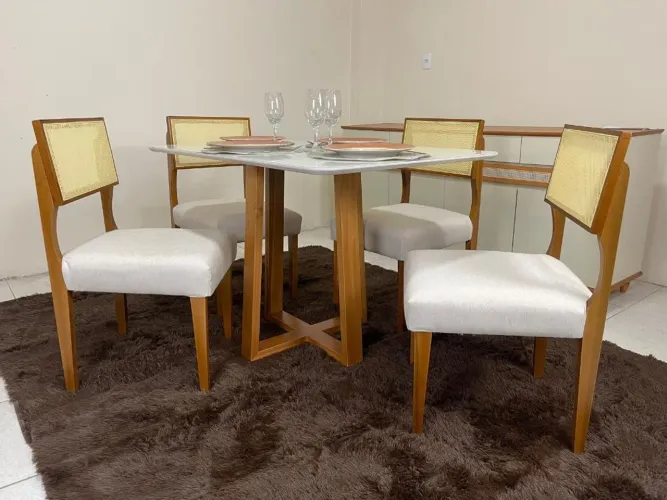 Mesa de Jantar 1.20×0.80 Com 4 Cadeiras Pétala Madeira Maciça l65