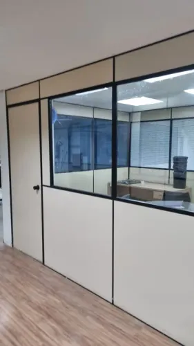 Divisória de Eucatex *
