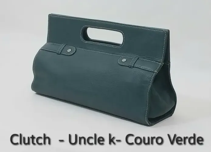 Bolsa de Mão Vintage, Clutch .  Marca Uncle K em Couro Legítimo  na Cor Verde