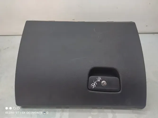 Porta Luvas Com Detalhe Grand Cherokee 2015