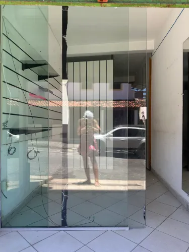 Alugo excelente e exclusivo PONTO COMERCIAL, no endereço certo para seu negócio prosperar.
