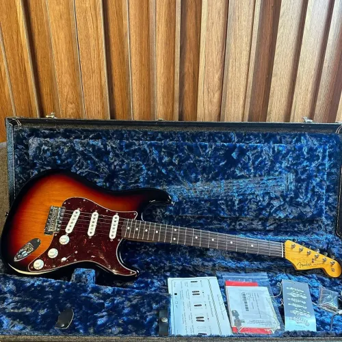 FENDER STRATOCASTER JOHN MAYER SIGNATURE