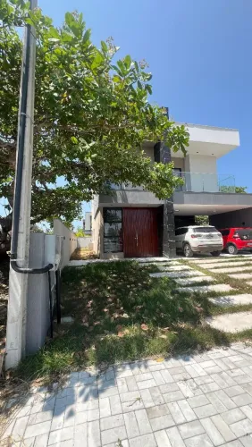 Duplex com preço de casa plana, oportunidade na cidade Terras Brasilis, região de Eusébio