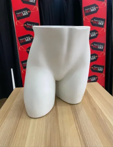 MANEQUIM PERNA E BUSTO FEMININA