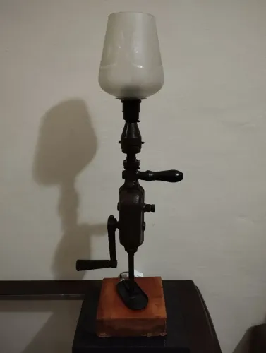 Luminária Artesanal - Design Vintage e Exclusivo