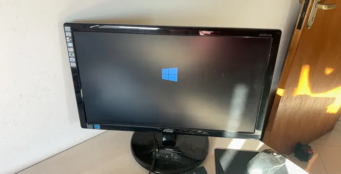 PC Dell Optiplex 360 com monitor 19?