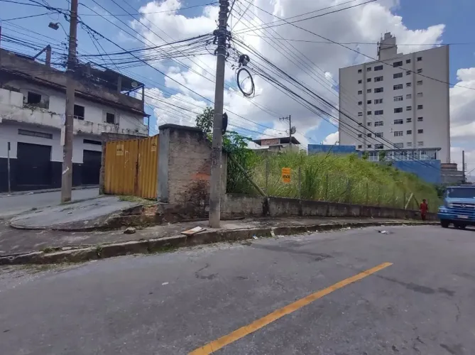 LOTE 360m² Á VENDA NO SANTO ANDRÉ