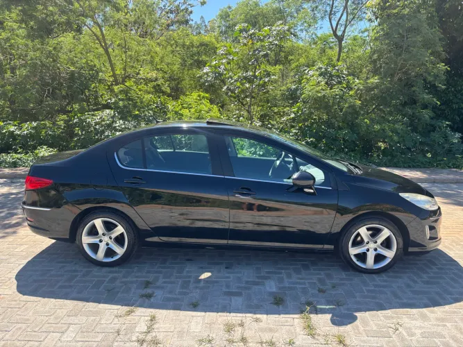 Peugeot 408 Sedan Griffe 1.6 Turbo 16V 4P Aut. 2012