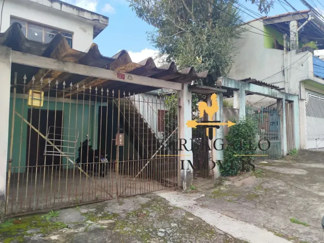 Terreno com 3 casas em Taboão, Diadema/SP