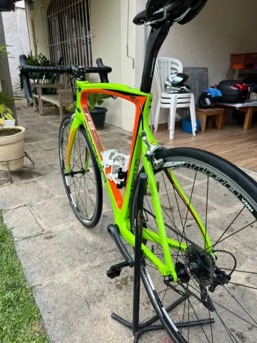 Speed Pinarello Dogma F8 Carbono - Tamanho 57