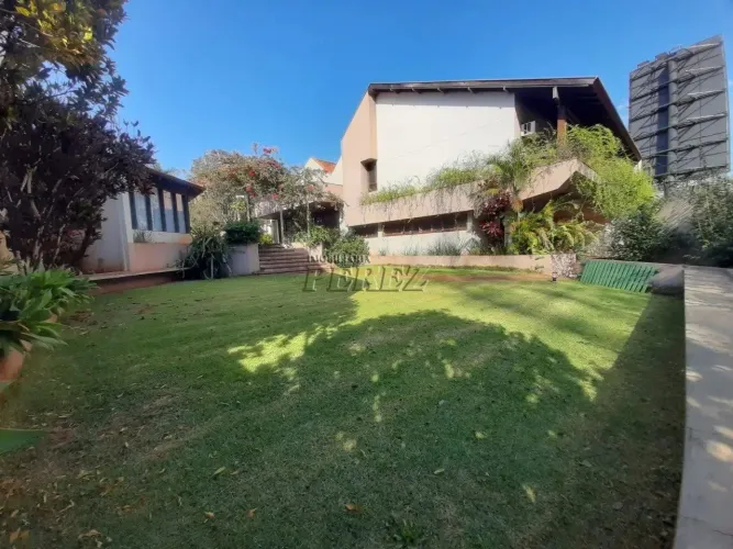 Casa à venda e locação no Jardim do Lago, região sul de Londrina.