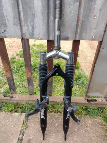suspensão de bicicleta aro 26 