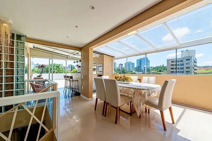 Duplex para venda com 204 metros quadrados com 3 quartos em Petrópolis - Porto Alegre - RS