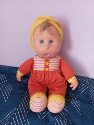 Boneca de Pelúcia