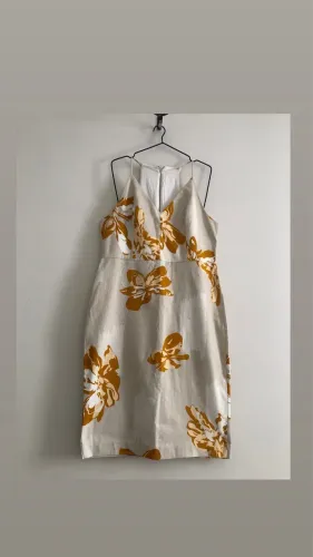 Vestido número 44 da Sacada