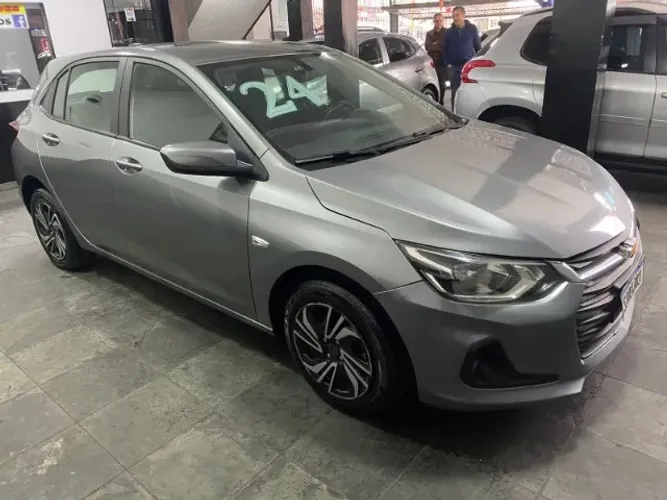 Onix Hatch LT 1.0 ano 2024 completo