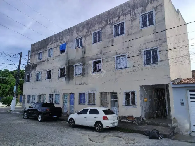 Oportunidade de Investimento: Prédio com 20 Apartamentos Alugados, Renda Mensal Garantida!
