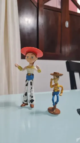 Bonecos Toy Story - Woody e Jessie
