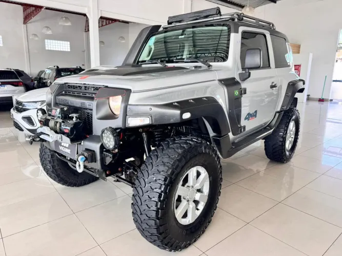 Troller T-4 XLT 3.2 2020