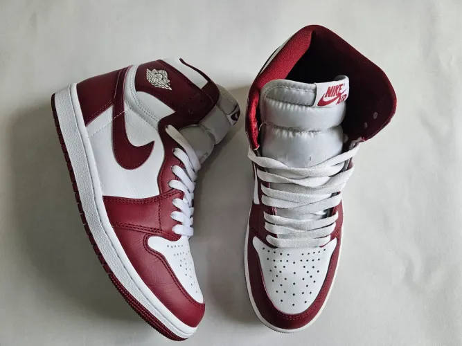 Tênis Nike Air Jordan 1 Retro High OG