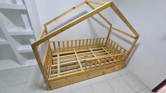 Bicama Solteirão Casinha Montessoriana Madeira Maciça