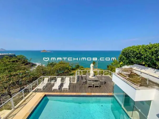 Mansão à venda no Joatinga