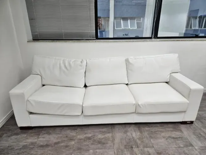 SOFÁ RETRATIL 3 LUGARES