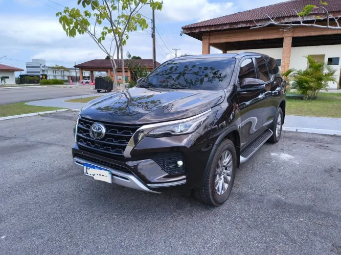 Toyota Hilux SW4 SRX 4X4 2.8 TDI 16V Dies. Aut. 2021