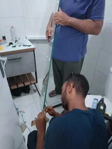 Instalações de vidro e manutenções em geral