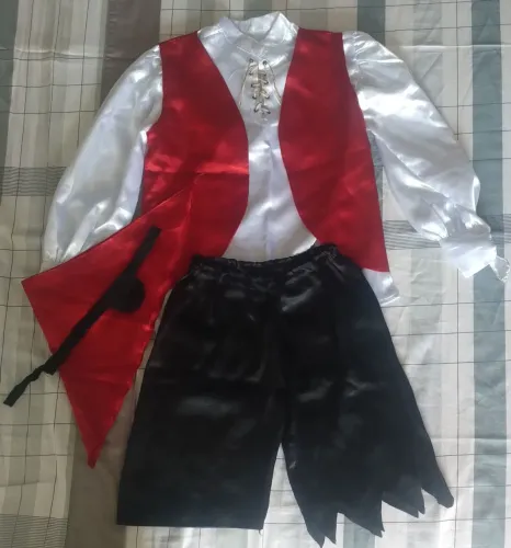 Fantasia infantil completa de pirata