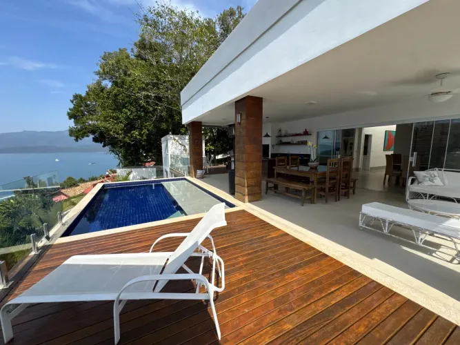 Casas à venda - Angra Dos Reis, RJ | OLX