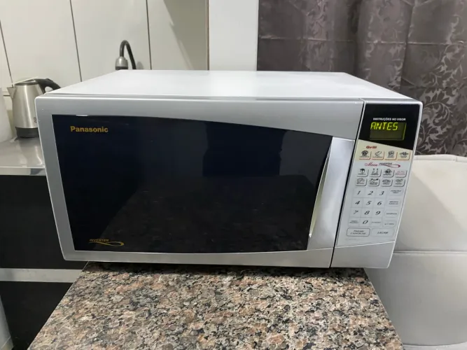 Microondas 34 litros tudo funcionando perfeitamente 
