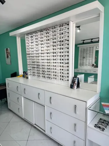 Lindos Móveis Ótica Completa (Desapego) 