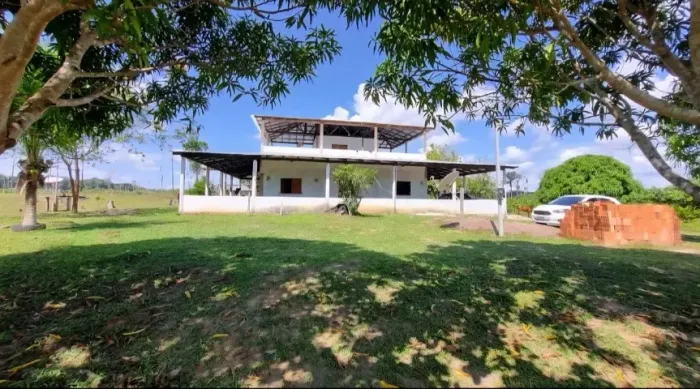Fazenda 1.000 x 3.400 BR 174 Km 168 800.300,00