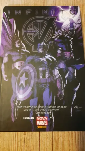 HQ Infinito - Os Vingadores (Marvel)