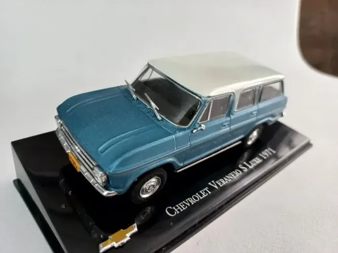 MINIATURA EM METAL - VERANEIO SUPER LUXO 1971   