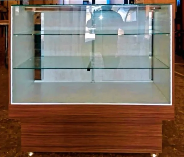 Balcão Expositor de Vidro