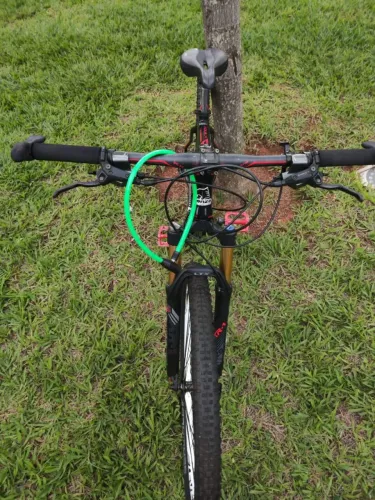 A venda essa Bike Venzo Aquila aro 29