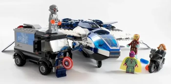 LEGO Marvel: The Avengers Quinjet City Chase 76032