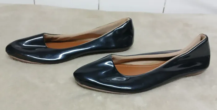 Sapatilha Via Bella Bico Fino Clássica Preto Tamanho 34<br>