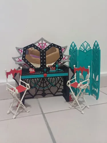 Camarim de Boneca Monster High